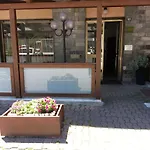 Carla Hotel 2*