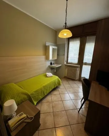 Carla Hotel 2*