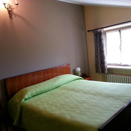 Carla Hotel 2*